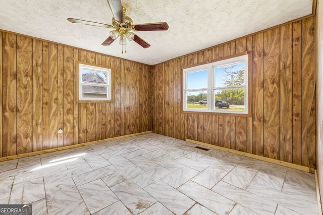 667 Wo Smith Road, Jefferson, GA 30549