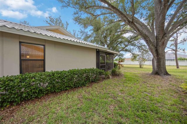 231 SOUTHAMPTON LANE 277, Venice, FL 34293