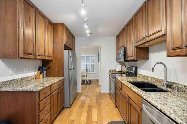 231 SOUTHAMPTON LANE 277, Venice, FL 34293