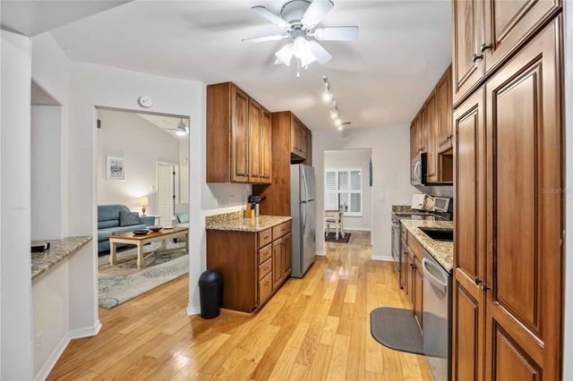 231 SOUTHAMPTON LANE 277, Venice, FL 34293