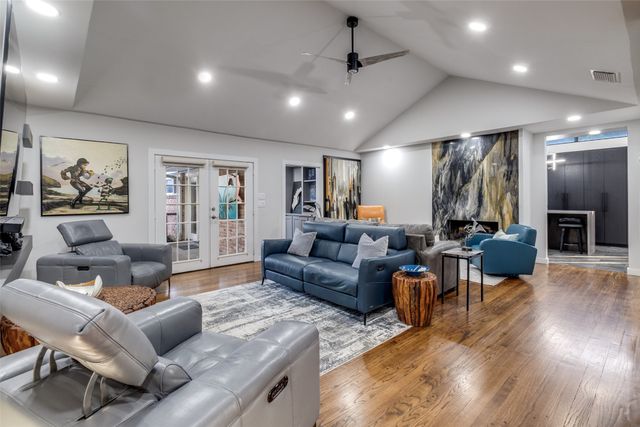 6566 Ridgeview Circle, Dallas, TX 75240