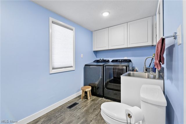 30200 Crestview Drive, Bay Village, OH 44140