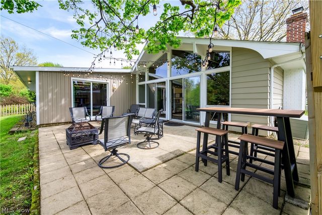 30200 Crestview Drive, Bay Village, OH 44140