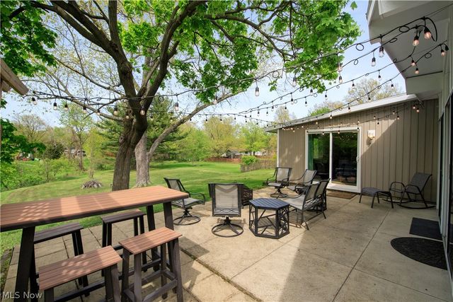 30200 Crestview Drive, Bay Village, OH 44140