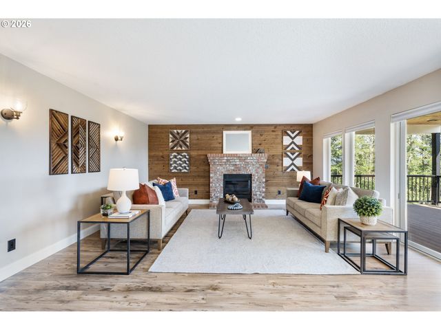 32102 Nw EAGLE CREST Dr, Ridgefield, WA 98642
