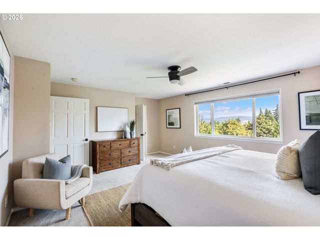 32102 Nw EAGLE CREST Dr, Ridgefield, WA 98642
