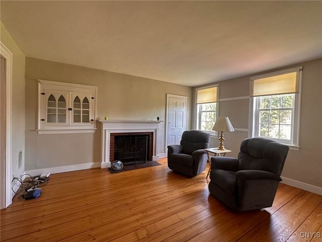 415 Higby Road, New Hartford, NY 13413