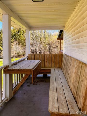 415 Higby Road, New Hartford, NY 13413