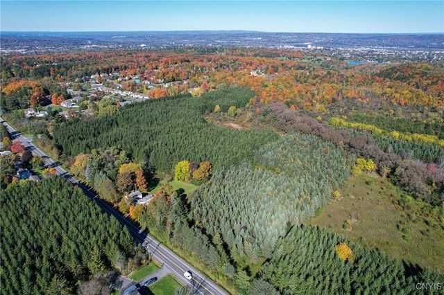 415 Higby Road, New Hartford, NY 13413