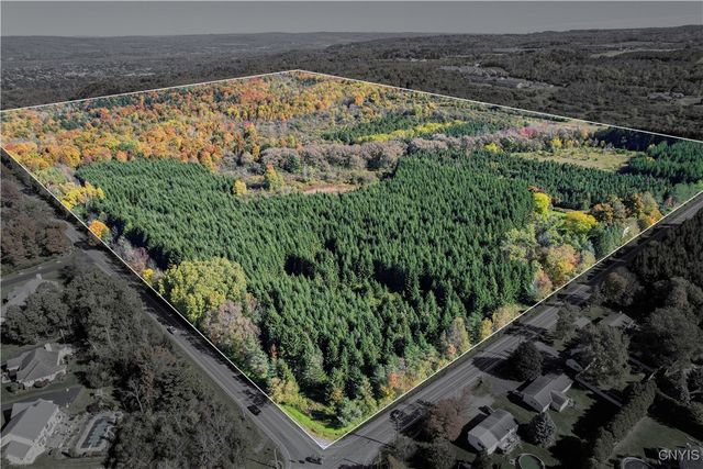 415 Higby Road, New Hartford, NY 13413