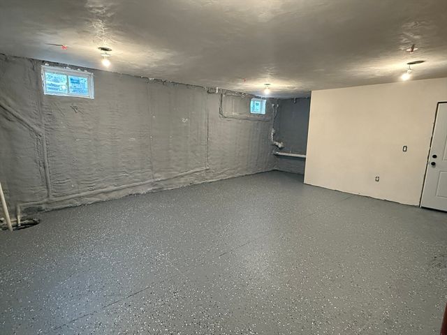 20 Broad St 1, Medway, MA 02053