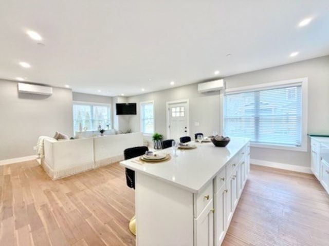 20 Broad St 1, Medway, MA 02053