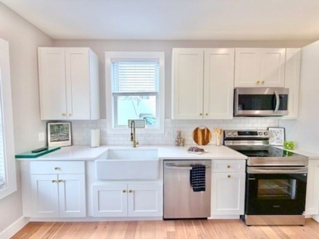 20 Broad St 1, Medway, MA 02053