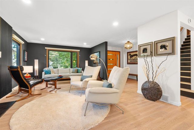 400 Barber Street, Spring Lake, MI 49456
