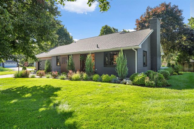 400 Barber Street, Spring Lake, MI 49456