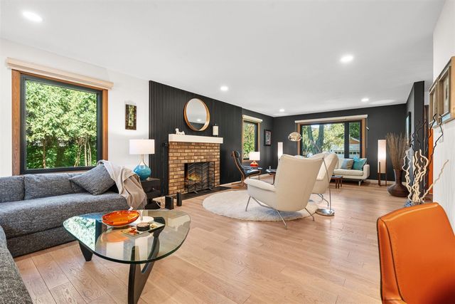 400 Barber Street, Spring Lake, MI 49456