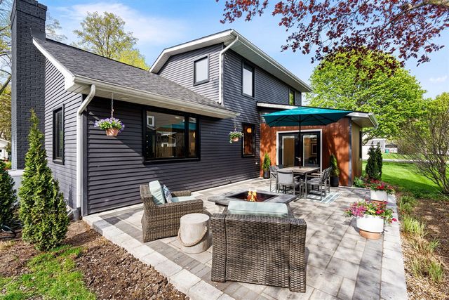 400 Barber Street, Spring Lake, MI 49456