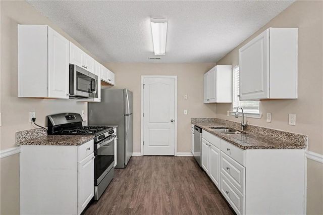 722 Rosewood Circle, Jonesboro, GA 30238