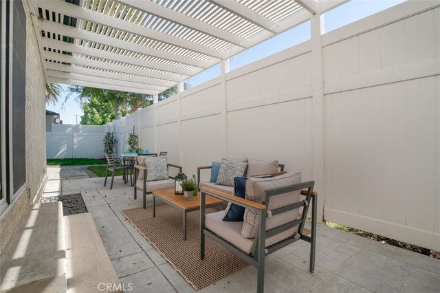 13903 Hesby Street, Sherman Oaks, CA 91423