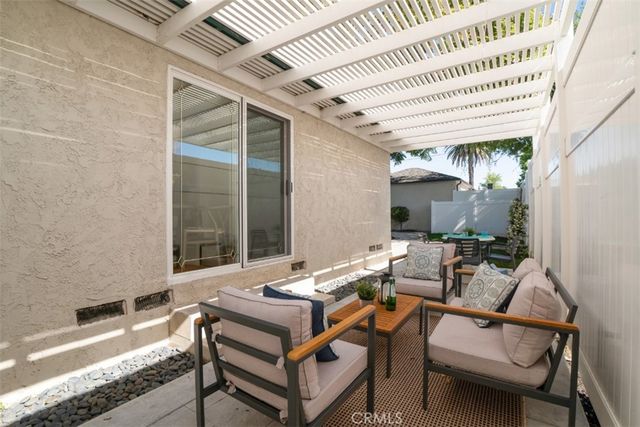 13903 Hesby Street, Sherman Oaks, CA 91423