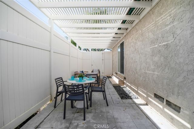 13903 Hesby Street, Sherman Oaks, CA 91423