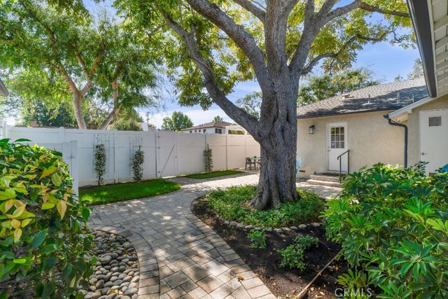 13903 Hesby Street, Sherman Oaks, CA 91423
