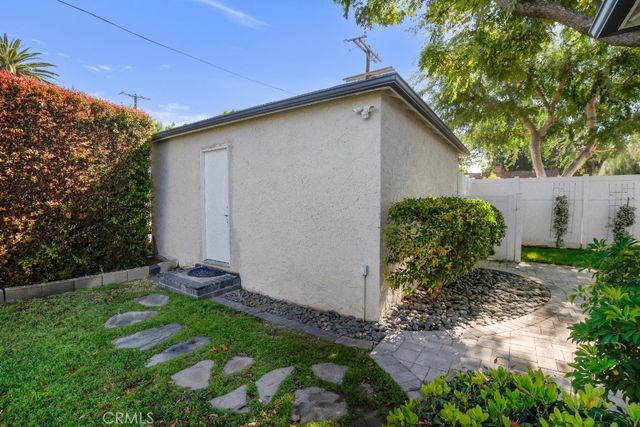 13903 Hesby Street, Sherman Oaks, CA 91423