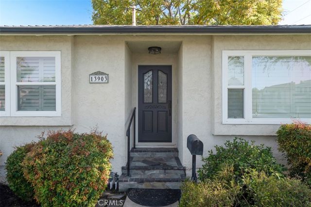 13903 Hesby Street, Sherman Oaks, CA 91423