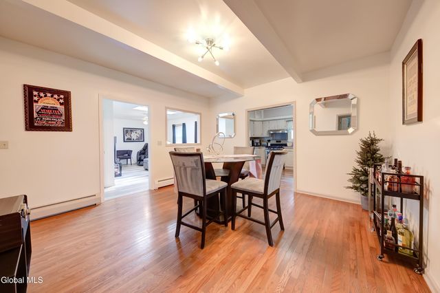 59 New Shaker Road, Colonie, NY 12205