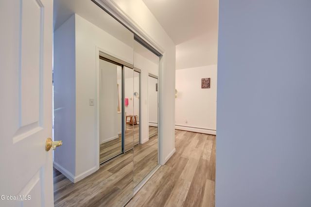 59 New Shaker Road, Colonie, NY 12205