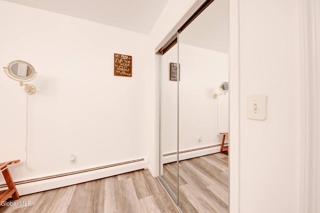 59 New Shaker Road, Colonie, NY 12205