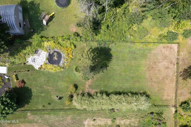 59 New Shaker Road, Colonie, NY 12205