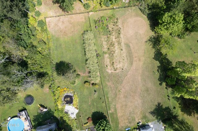 59 New Shaker Road, Colonie, NY 12205