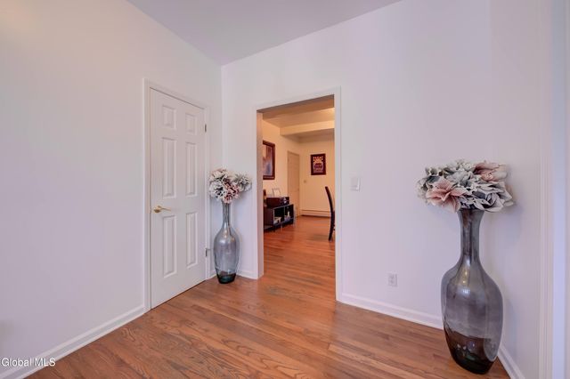 59 New Shaker Road, Colonie, NY 12205