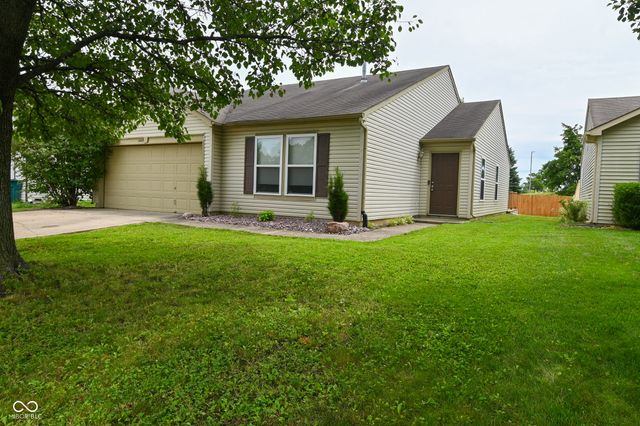 10429 Kensington Way, Indianapolis, IN 46234