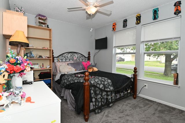 10429 Kensington Way, Indianapolis, IN 46234