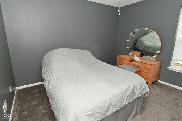 10429 Kensington Way, Indianapolis, IN 46234