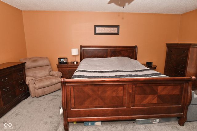 10429 Kensington Way, Indianapolis, IN 46234