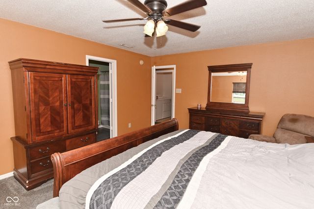 10429 Kensington Way, Indianapolis, IN 46234