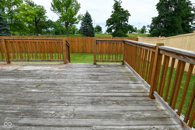 10429 Kensington Way, Indianapolis, IN 46234