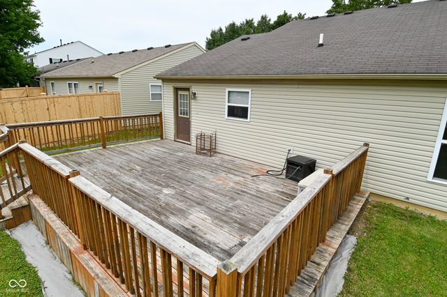 10429 Kensington Way, Indianapolis, IN 46234