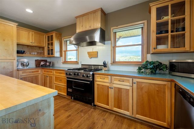 6866 and 6868 Sherman Drive, Belgrade, MT 59714
