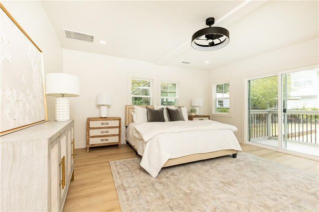 433 Trabert NW Avenue, Atlanta, GA 30309