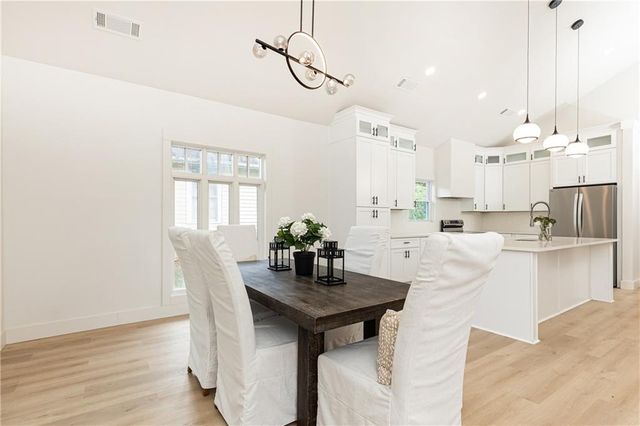 433 Trabert NW Avenue, Atlanta, GA 30309