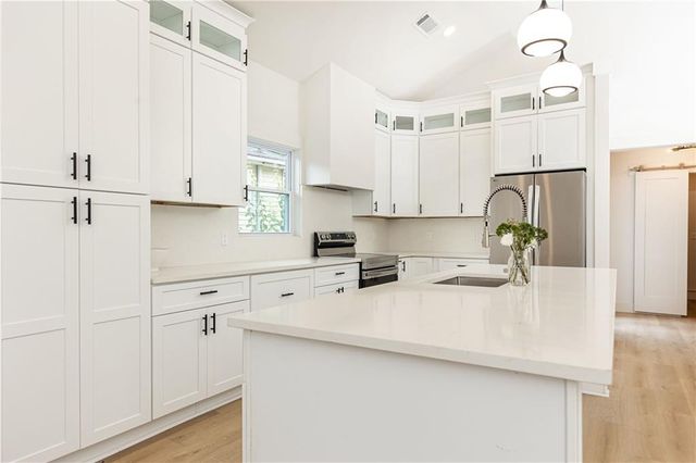 433 Trabert NW Avenue, Atlanta, GA 30309