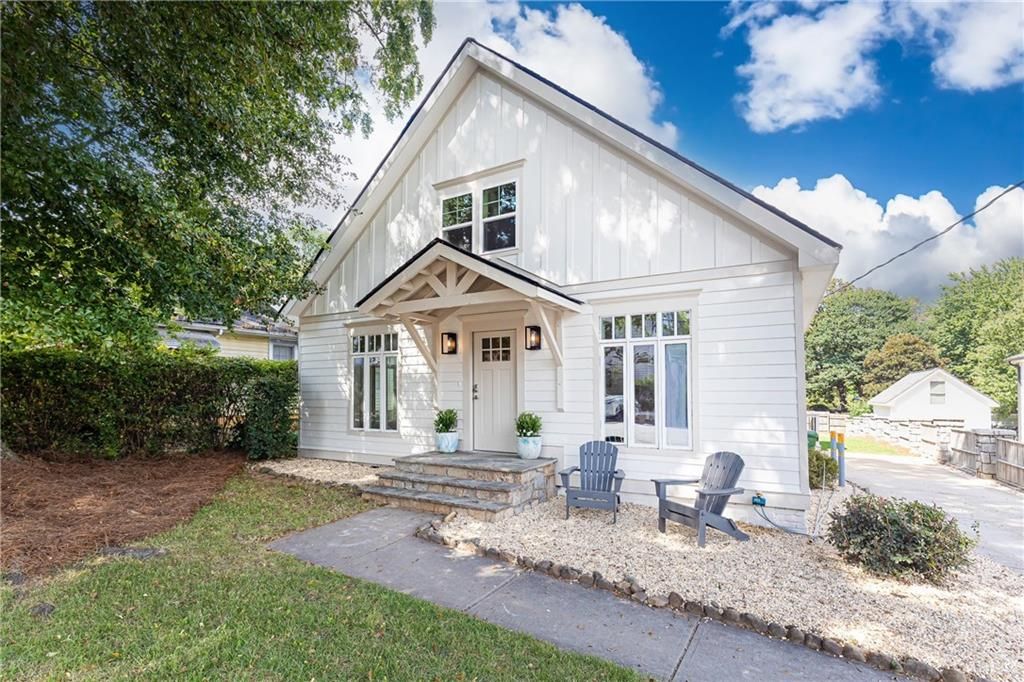 433 Trabert NW Avenue, Atlanta, GA 30309