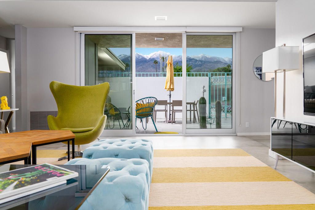 70 Lakeview Drive, Palm Springs, CA 92264