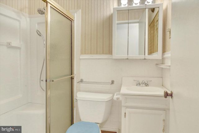 4 SUSSEX RD, Camp Hill, PA 17011