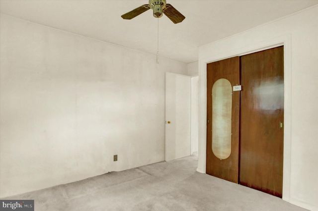 4 SUSSEX RD, Camp Hill, PA 17011