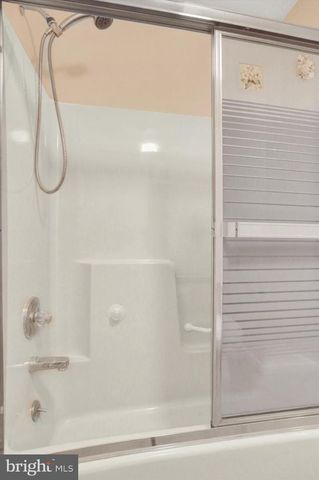 4 SUSSEX RD, Camp Hill, PA 17011